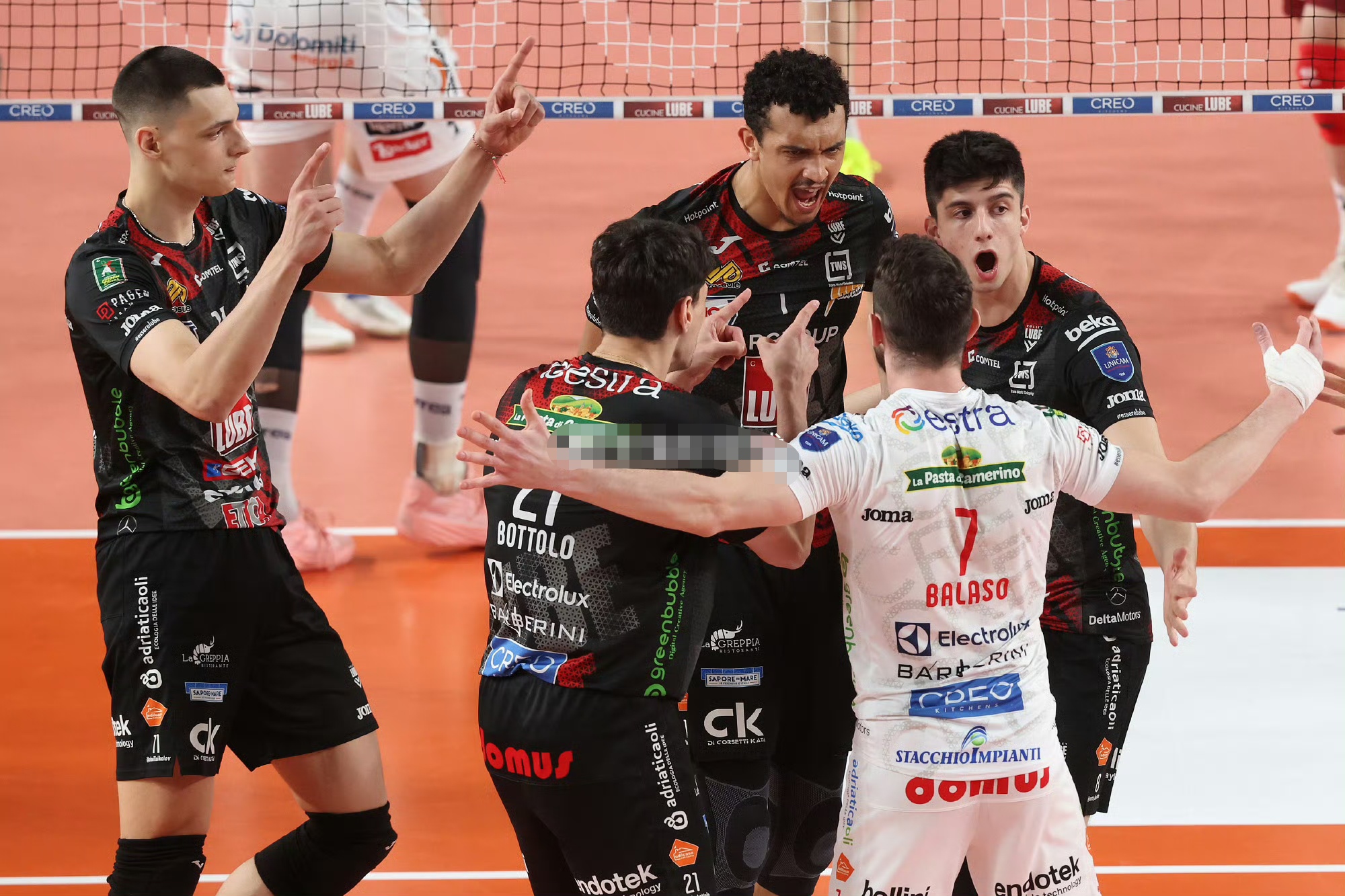 开云网站 -意大利杯赛前再迎强敌，亚特兰大门线救险，主帅态度——气氛紧张，纪律约束更严格的简单介绍