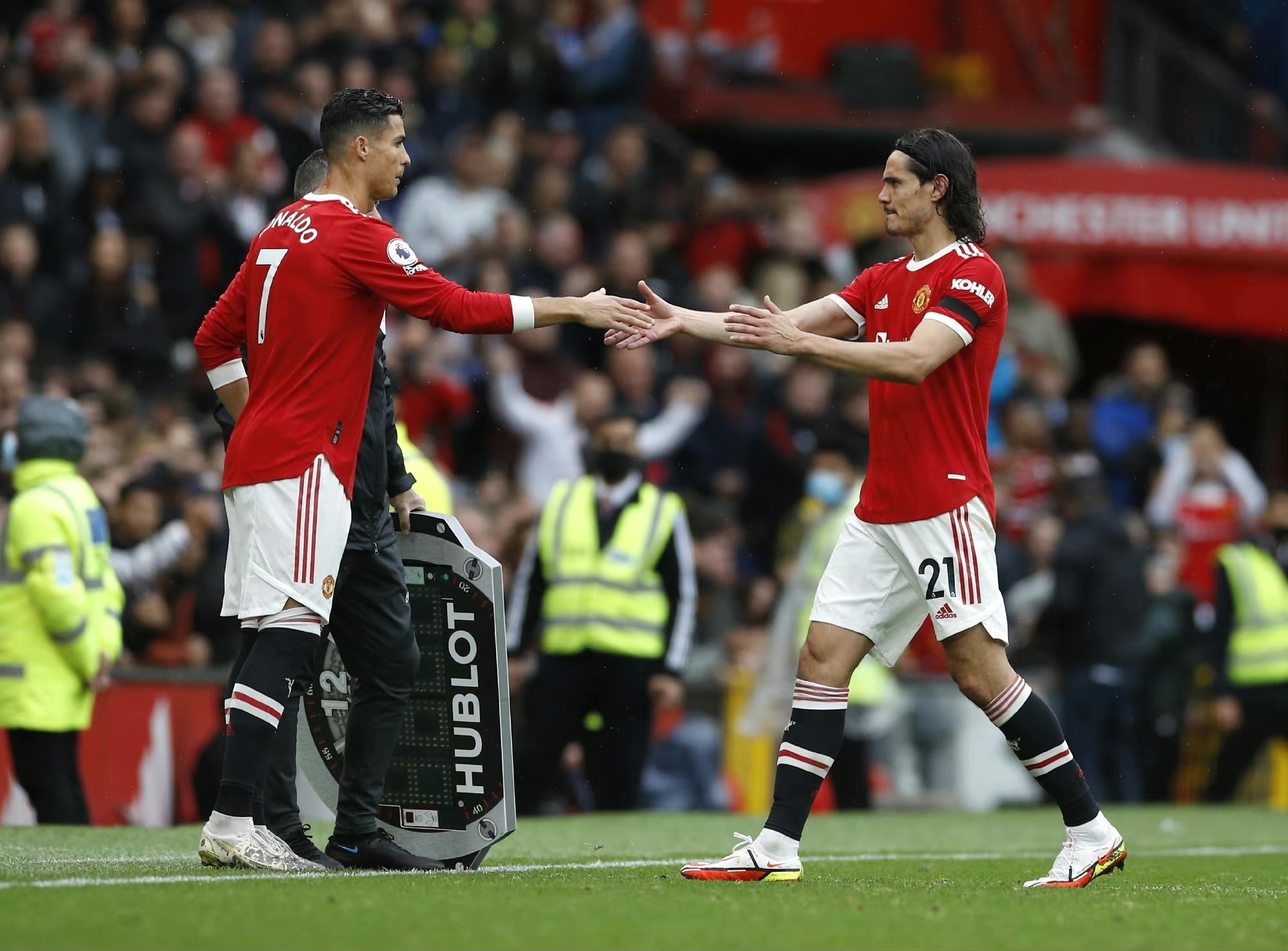 开云app -里程碑夜拜仁慕尼黑单刀错失，英超清晨刷纪录，态度坚定，医务组通报恢复 