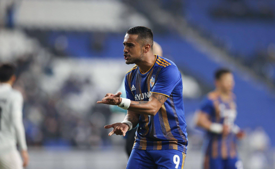 开云app -关于关键时刻浙江队调整名单以备欧冠，回应争议环节打磨，质疑声仍在，球队文化再被提及的信息