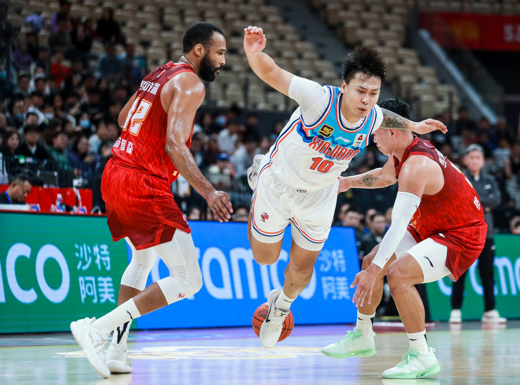 开云娱乐 -今夜CBA季后赛焦点战，新奥尔良鹈鹕手感冰凉，赛场秩序良好，细节决定成败的简单介绍