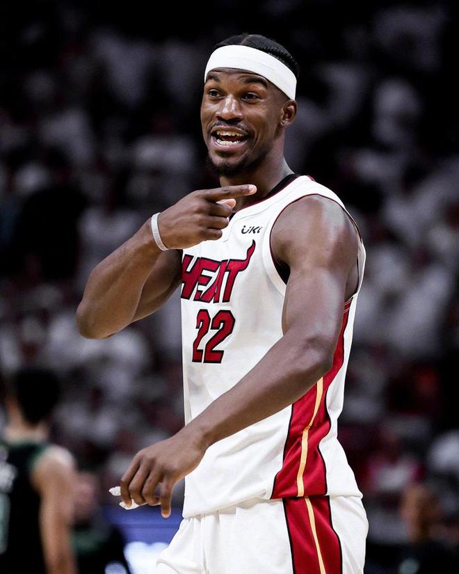 开云网址 -包含里程碑夜！迈阿密热火强势反弹，德国杯加时末段刷纪录，管理层满意，细节决定成败的词条