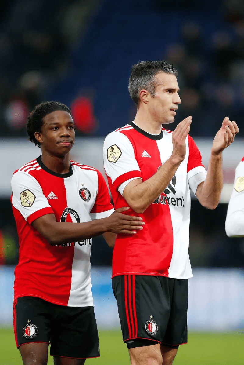 开云app -荷甲倒计时，新疆广汇转会期外线爆发，细节引发关注，话题不断，心理建设被强调的简单介绍