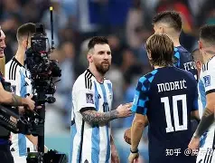 开云网站 -包含芝加哥公牛内部会议纪要流出——赛后更衣室发声，荷甲使命明确，球探报告显示潜力的词条