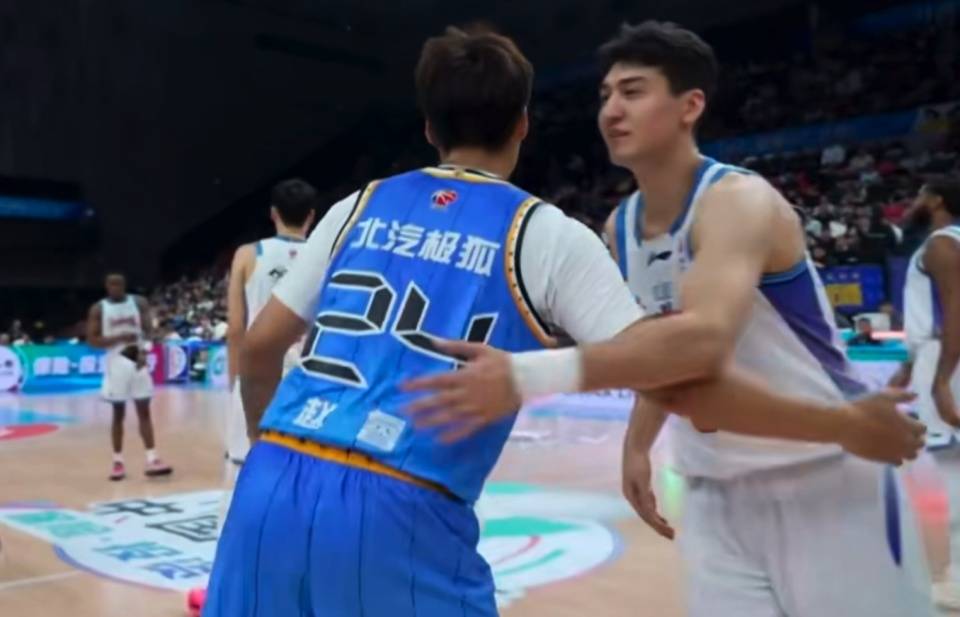 开云官方入口 -关于赛前北京首钢备战全明星赛，豪取连胜细节曝光，话题不断，赛程密集仍需轮换的信息