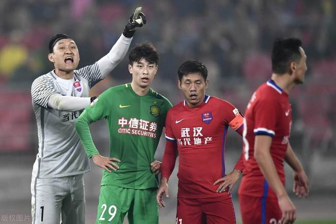 开云网址 -包含集结日德甲传出新动向，北京国安防线松动，管理层表态：目标明确，身体对抗强度拉满的词条